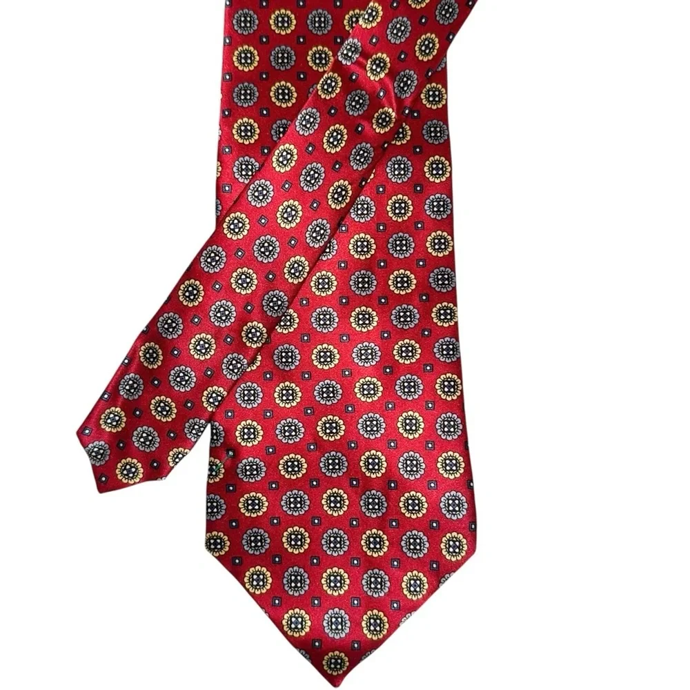 NWT Lands’ End Mens Tie Silk Red & Yellow Medallion Handsewn Satin 59x3.75” USA